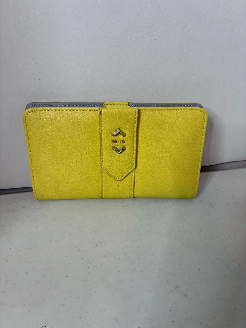 Stella & Dot Yellow Gray Vegan Leather Snap Wallet Clutch Organizer